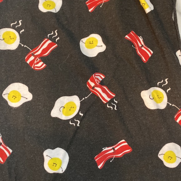 Bacon and egg pajama pants - Picture 1 of 4